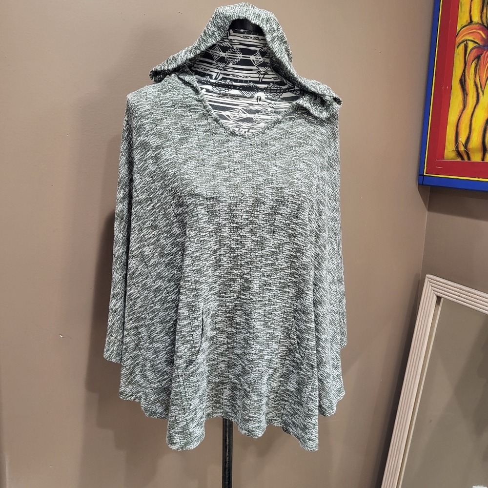 Rue21 Knit Marled Green Hooded Poncho *3/$30 Sale*